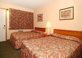 Econo Lodge & Suites دافنبورت المظهر الخارجي الصورة