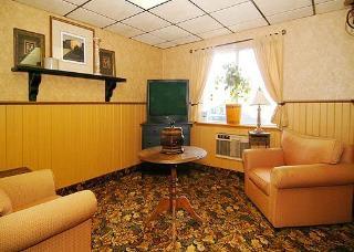 Econo Lodge & Suites دافنبورت المظهر الخارجي الصورة