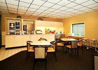 Econo Lodge & Suites دافنبورت المظهر الخارجي الصورة